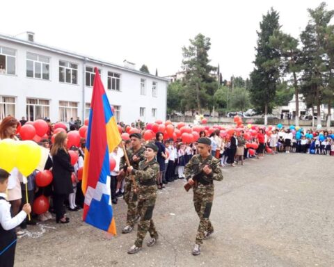 Վերամուտը Արցախի մէջ. 217 դպրոցներ վերաբացին իրենց դռները