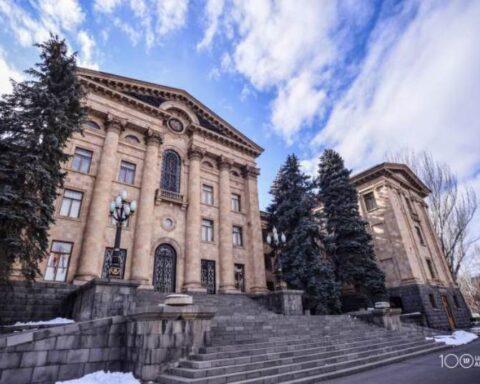 Ազգային Ժողովի մէջ երկու կարեւոր օրակարգ. Ընտրական օրէնսգիրք եւ կուսակցութիւններու մասին օրէնք