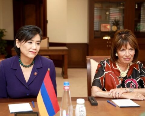 Արցախ այցելելէ ետք մենք մեր ունեցած ջանքերը պիտի կրկնապատկենք. Քոնկրէսական Ճեքի Սփիր