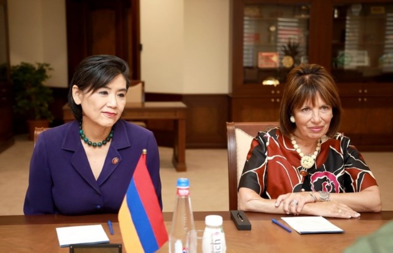Արցախ այցելելէ ետք մենք մեր ունեցած ջանքերը պիտի կրկնապատկենք. Քոնկրէսական Ճեքի Սփիր