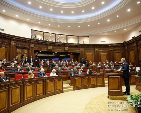 Դատական hամակարգը վերէն վար պիտի ենթարկուի խորքային փոփոխութիւններու. Վարչապետ