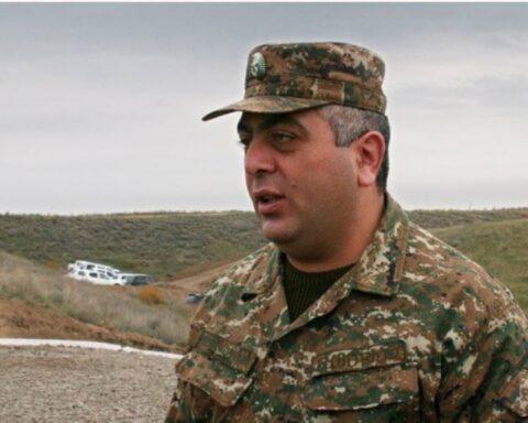 Ատրպէյճանի ԶՈւ-ն կրակ բացած է Իջեւան-Նոյեմբերեան մայրուղիի եւ Կոթի գիւղի ուղղութեամբ. Արծրուն Յովհաննիսեան