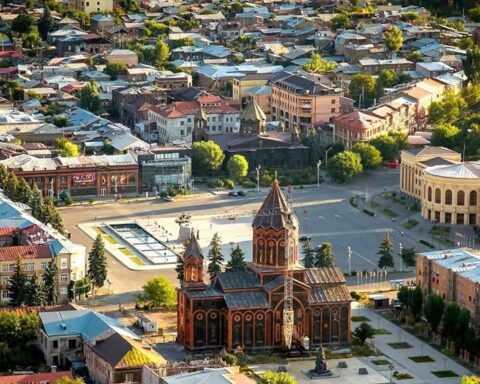 Forbes․ Գiւմրին՝ 17 ամենագեղեցիկ վայրերու ցանկին մէջ