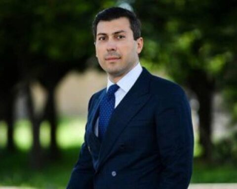 Միքայէլ Մինասեան կը մեղադրուի ապօրինի հարստացման եւ փողերու լուացման մէջ. ան հետախուզման մէջ է