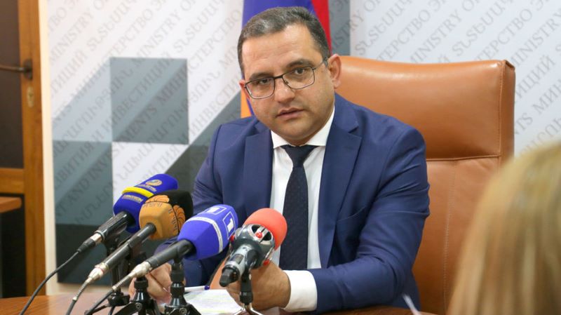 «Քորոնա» ժահրի տնտեսական վնասները մեծ պիտի ըլլան Հայաստանի մէջ. Նախարար
