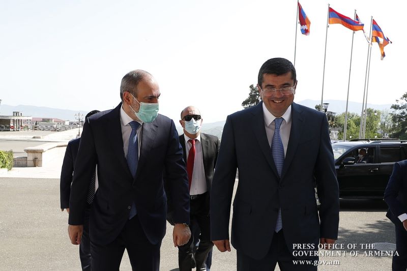 Մեծապէս կը կարեւորեմ Հայաստանի եւ Արցախի համագործակցութիւնը. Վարչապետ Փաշինեան