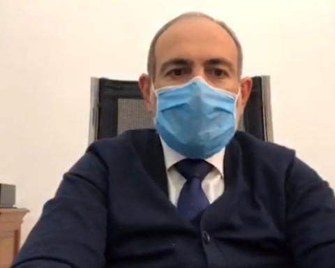 Պէտք է օգնել իրարու՝ տնտեսութիւնը նոր ցնցումներու չենթարկելու համար. Փաշինեանը՝ «Քորոնա» ժահրի տարածման կանխարգելման մասին