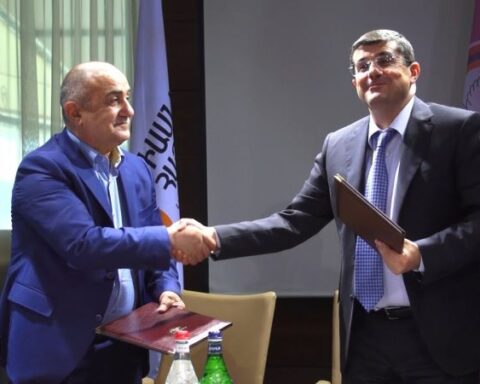 Արայիկ Յարութիւնեանի եւ Սամուէլ Պապայեանի միջեւ համագործակցութեան յուշագիր