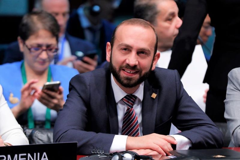 Արարատ Միրզոյեան ստորագրեց «Սահմանադրական դատարանի մասին» օրէնքին մէջ փոփոխութիւններ եւ լրացումներ կատարելու մասին օրէնքը
