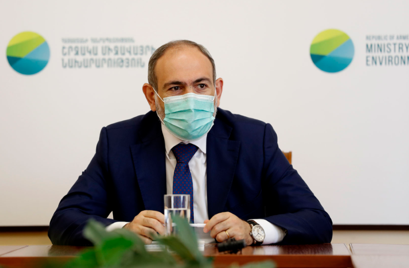 Սեւանի ափին ամէն քայլափոխի կը հանդիպինք բնապահպանական աղէտի. Փաշինեան