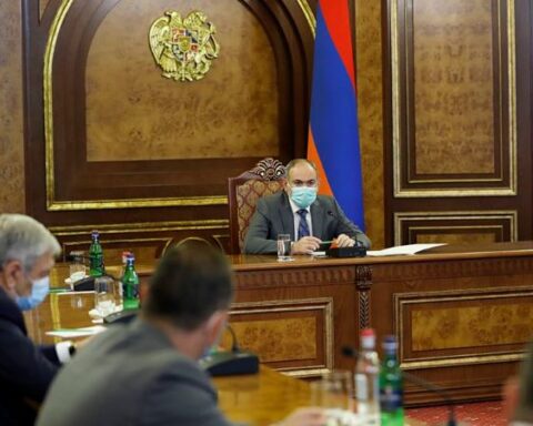 Հայաստան առաջին թռիչքով Պէյրութ պիտի ուղարկէ 12 թոն մարդասիրական աջակցութիւն