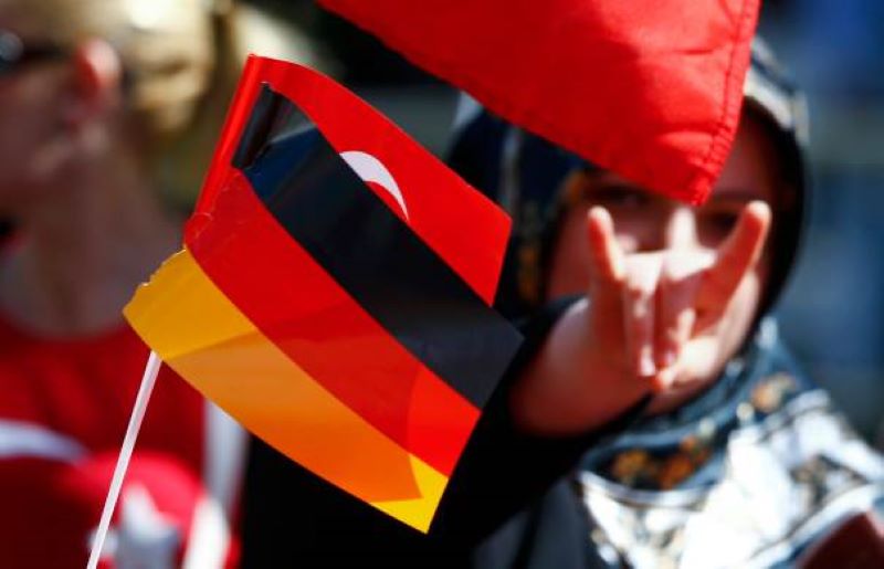 Der Tagesspiegel․ «Գորշ գայլեր»ը կրնան Հայաստանի եւ Ատրպէյճանի միջեւ հակամարտութիւնը տեղափոխել Գերմանիա