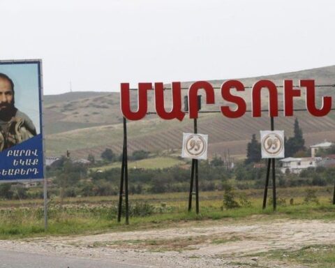 Կրաթի հրետակոծութեան ենթարկուած է Արցախի Մարտունի քաղաքը