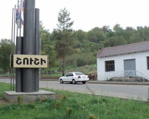 Քիչ առաջ թիրախաւորուած է բերդաքաղաք Շուշին