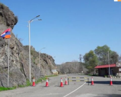 Արցախի մէջ ազատ տեղաշարժելու իրաւունքի սահմանափակումներ մտցուած են․ Արայիկ Յարութիւնեան