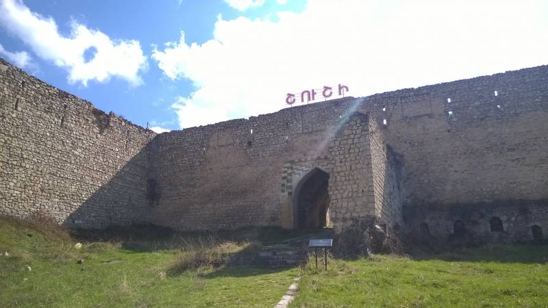 Շուշին կը հրետակոծուի «Սմերչ»-ով. խաղաղ բնակչութեան շրջանին կայ 1 զոհ, 2 վիրաւոր