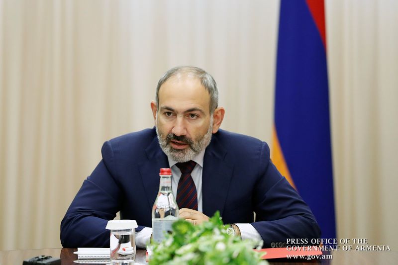 Փաշինեան հանդիպում ունեցած է Արցախի նախկին նախագահներ՝ Արկադի Ղուկասեանի եւ Բակօ Սահակեանի հետ