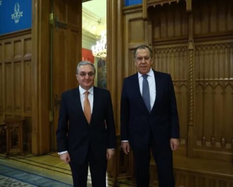 Մնացականեանը Լաւրովի հետ հանդիպման ընթացքին ընդգծած է կայուն հրադադարի անհրաժեշտութիւնը