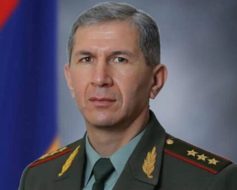 Պատերազմի 4-րդ օրը ես նշեր եմ, որ երկու-երեք օրուայ ընթացքին պէտք է պատերազմը դադրեցնել. Զօր. Օննիկ Գասպարեան