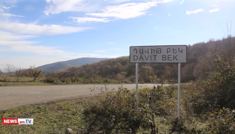 Սիւնիքի մարզի Դաւիթ Բեկ գիւղի բնակիչները սեփական միջոցներով կը վերականգնեն հրետակոծութեան վնասները