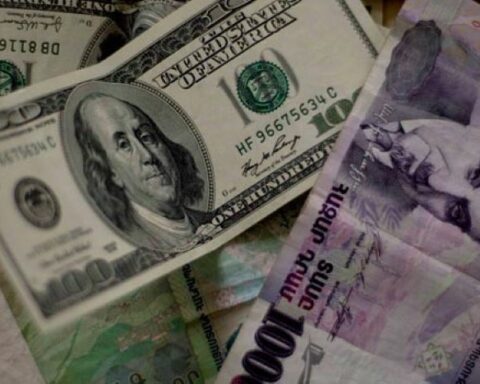 Ինչպիսի՞ն կ'ըլլայ 2021-ին դրամի փոխարժէքը տոլարի նկատմամբ. Փորձագէտի կանխատեսումը