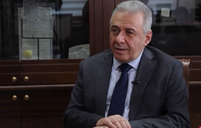 Խուճապի առիթ չկայ. մեր գերխնդիրն է այսօր ապահովել ռազմական անվտանգութիւնը, որ կը բերէ մեր ինքնիշխանութեան ամրապնդման եւ անկախութեան. Պաշտպանութեան նախարար