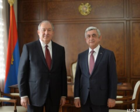 Նախագահ Արմէն Սարգսեանը հանդիպում ունեցած է Հայաստանի երրորդ նախագահ Սերժ Սարգսեանի հետ