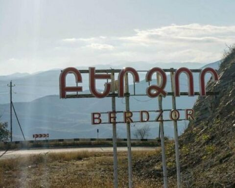 Արցախի Բերձոր քաղաքին մէջ աղջիկ երեխայ ծնած է