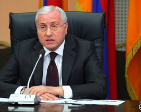 «Քորոնա»ի հետեւանքով մահացած է  նախկին նախարար Սերգօ Կարապետեանը