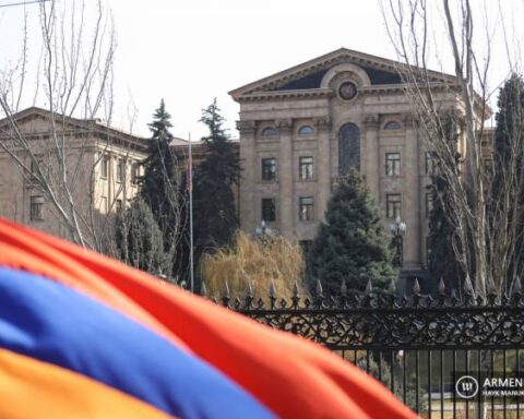 «Իմ քայլը» խմբակցութիւնը կ'առաջարկէ ԱԺ արտահերթ նիստ գումարել