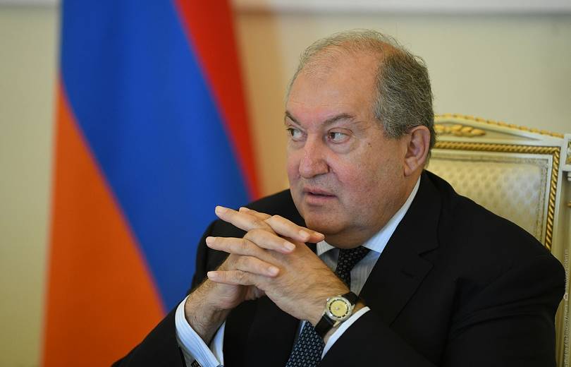 ՀՀ նախագահը հանդիպման հրաւիրած է վարչապետը, խորհրդարանական խմբակցութիւնները եւ Հայրենիքի փրկութեան շարժման ղեկավարները