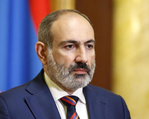 Ակնածանքի խօսքեր կը յղեմ մեր կանանց, որոնց հերոս զաւակները, ամուսինները արցախեան պատերազմին ինկան հերոսաբար. Նիկոլ Փաշինեան