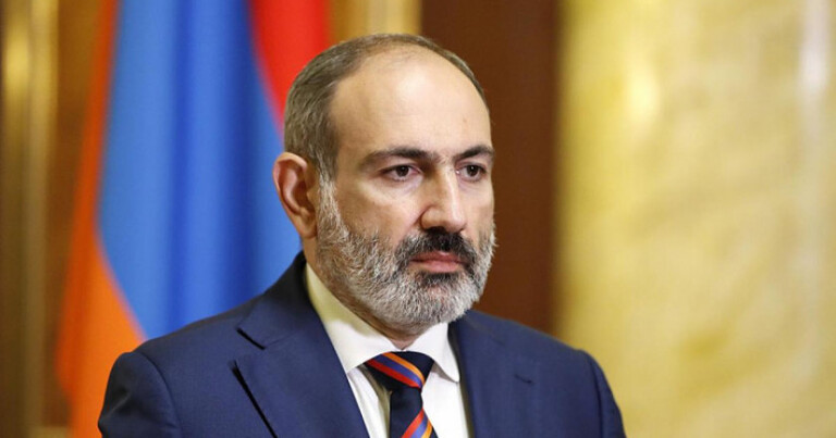 Ակնածանքի խօսքեր կը յղեմ մեր կանանց, որոնց հերոս զաւակները, ամուսինները արցախեան պատերազմին ինկան հերոսաբար. Նիկոլ Փաշինեան