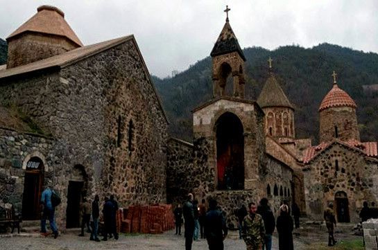 Ատրպէյճանցիներն արգիլած են Դադիվանքի մէջ նախապէս համաձայնեցուած քահանայական ձեռնադրութիւնը