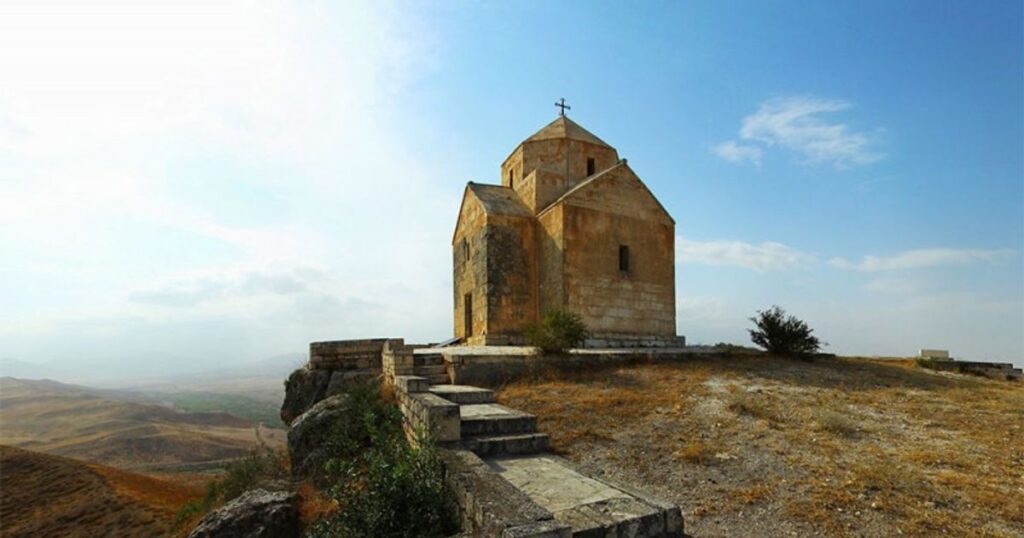 Caucasus Heritage Watch-ն ահազանգած է Արցախի մէջ Վանքասար հայկական եկեղեցւոյ հնարաւոր վտանգի մասին