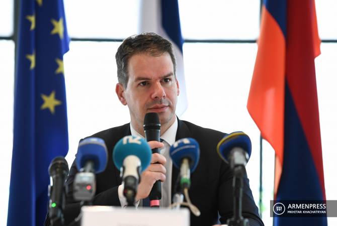 Ֆրանսայի դեսպանը՝ Ատրպէյճանին. Պատերազմը ներկայացում բեմադրելու առարկայ չէ