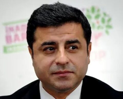 Սելահատին Տեմիրթաշը կոչ ըրած է ընդդիմութեան միաւորուելու ընդդէմ Թուրքիոյ իշխանութիւններու