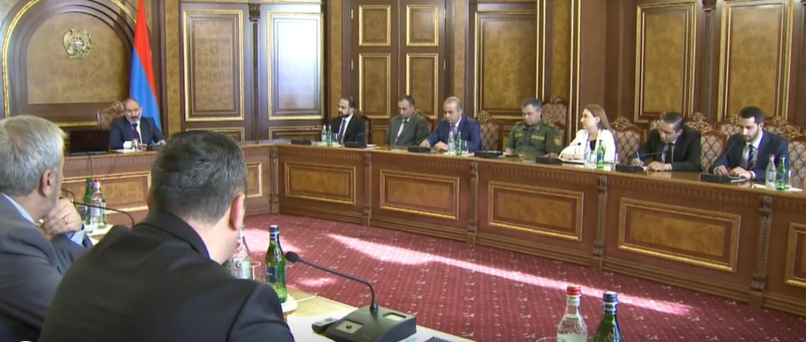 Նիկոլ Փաշինեան կ'առաջարկէ միջազգային դիտորդներ տեղակայել հայ-ատրպէյճանական սահմանին