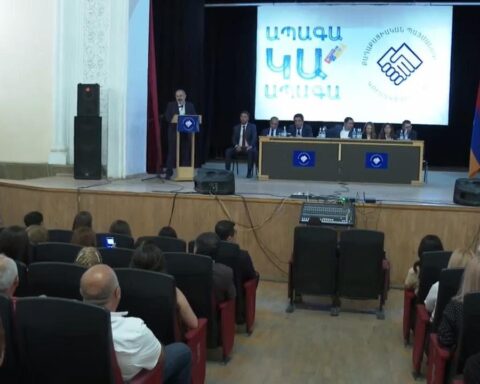 Հանդիպում վանաձորցիների հետ