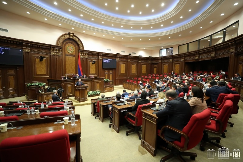 Խորհրդարանը չընտրեց Փաշինեանը. Վարչապետի ընտրութեան հարցը ԱԺ-ն կրկին պիտի քննարկէ 10 Մայիսին