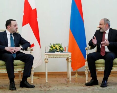 Նիկոլ Փաշինեանը դատապարտելի համարած է Ատրպէյճանի կողմէ եռակողմ յայտարարութիւնները խախտելու փորձերը