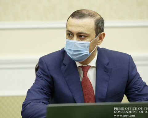 Փաշինեանի եւ Փութինի շփումներուն մէջ համաձայնութիւն կայ, որ Ատրպէյճանը պէտք է լքէ ՀՀ տարածքը. Արմէն Գրիգորեան
