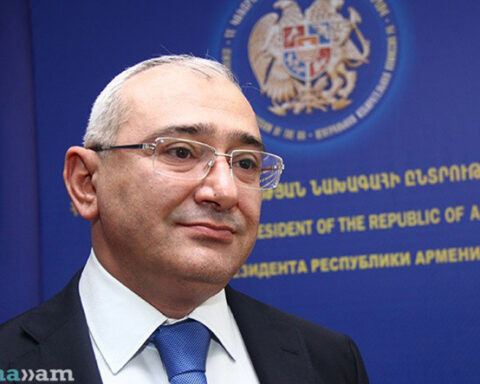 Ի՞նչ կը պատահի եթէ «Հայաստան» եւ «Պատիւ ունեմ» դաշինքները հրաժարին իրենց մանդատներէն. Մուկուչեանը կը պարզաբանէ