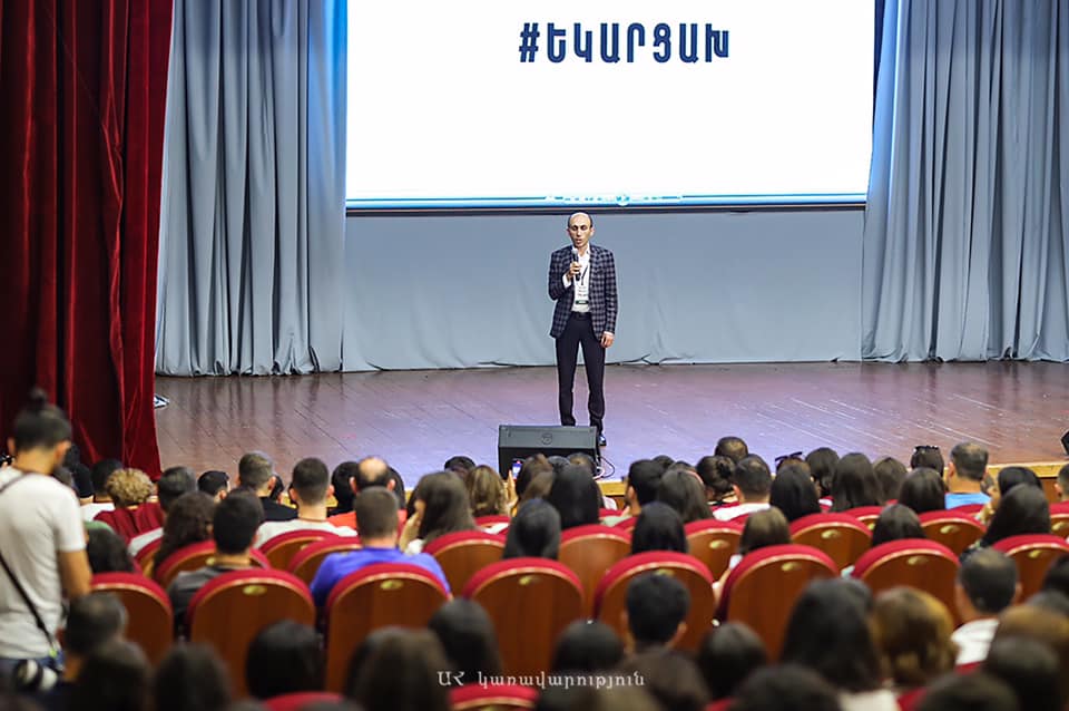 Ցոյց տալ, որ Արցախի մէջ կեանքը կը շարունակուի․ Արտակ Բեգլարեան
