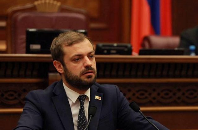Սիւնիքի մէջ պետութեան մէջ պետութիւն ստեղծելու փորձի ջախջախումը «որոշ անձերու դէմ հետապնդում» չէ. ՔՊ պատգամաւոր