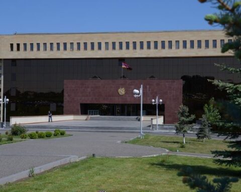 Ատրպէյճան կրակ բացած է Գեղարքունիքի հատուածի եւ Երասխի հայկական դիրքերու ուղղութեամբ