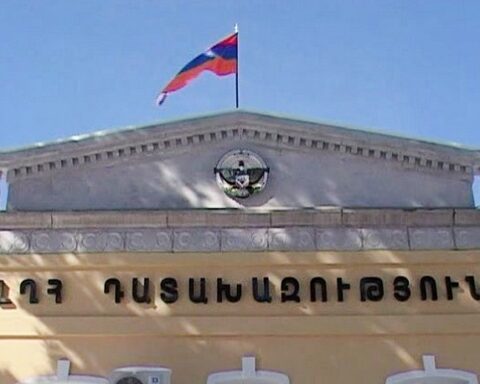 Մարտակերտի բնակարաններէն մէկուն մէջ ատրպէյճանցի զինծառայող յայտնաբերուած է․ ԱՀ դատախազութիւն