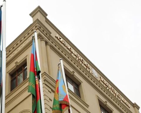 Հայաստանը խախտած է եռակողմ համաձայնութիւնը եւ նոր ուժեր կեդրոնացուցած է Ղարաբաղի մէջ. Ատրպէյճանի ՊՆ