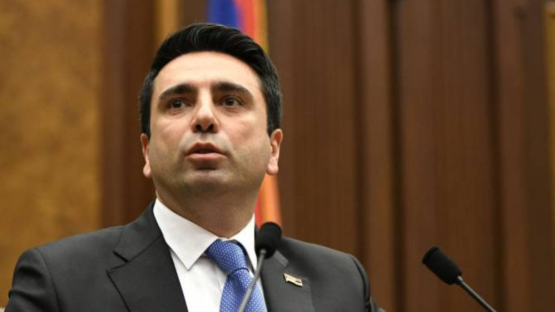 «Հայաստան» եւ «Պատիւ ունեմ» խմբակցութիւնները դիմած են Սահմանադրական դատարան