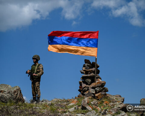 Ատրպեճանական ԶՈՒ-ն կրակ բացած է Երասխի հատուածին մէջ տեղակայուած հայկական դիրքերու ուղղութեամբ․ ՊՆ